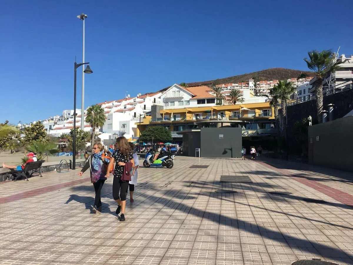 Apartamento En Playa Las Vistas - Torres Del Sol Arona